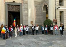 La Guida - Un appello per la pace, cartelli di “cessate il fuoco” a Cuneo