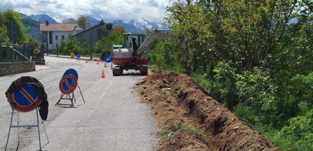 La Guida - Lavori in corso a Mellana di Boves: si deve rifare l’illuminazione pubblica