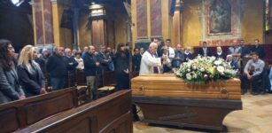 L’ultimo saluto a Silvio Galvagno di Manta, il medico degli “ultimi” La Guida - L’ultimo saluto a Silvio Galvagno di Manta, il medico degli “ultimi”