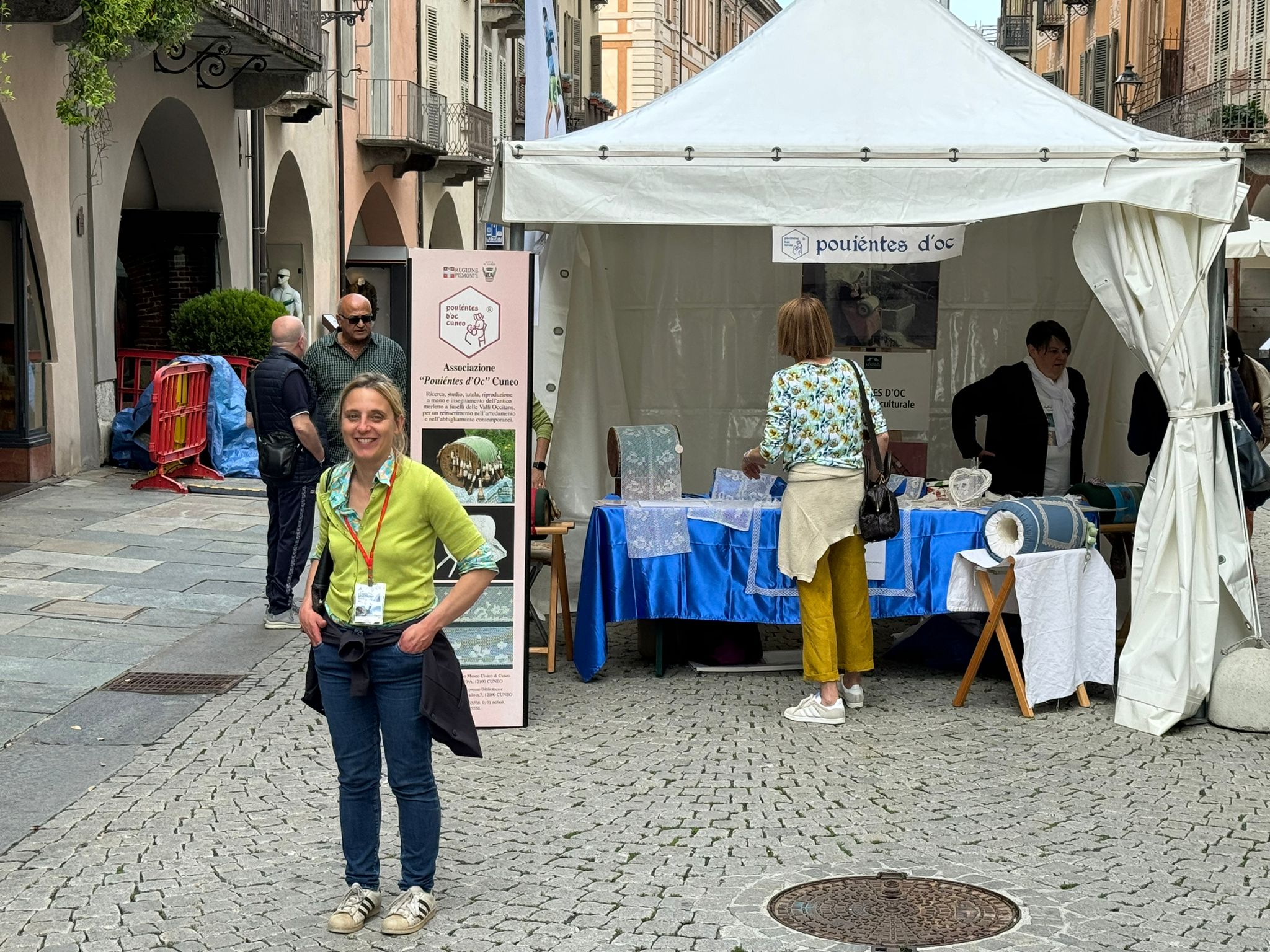 In via Roma a Cuneo il Villaggio delle valli alpine cuneesi (foto e video)