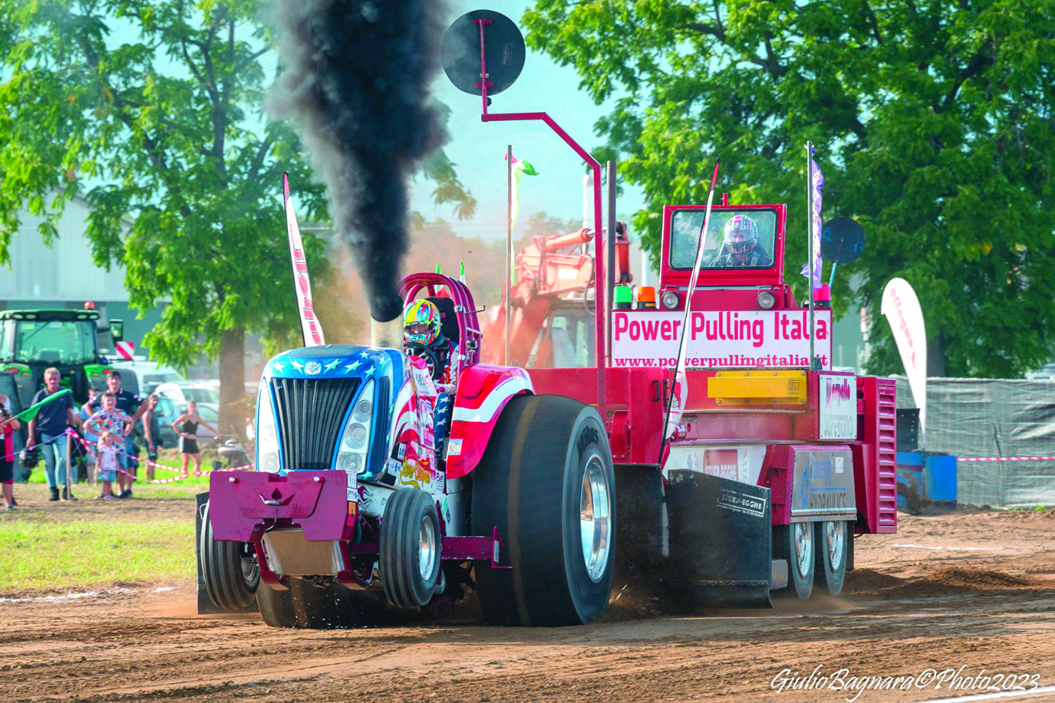 A Villanova Solaro una tappa del campionato italiano di tractor pulling