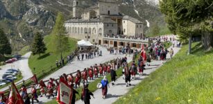 La Guida - A Castelmagno è stata festeggiata la bandiera del Piemonte (video e foto)