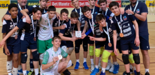 La Guida - Pallavolo 8° posto ai nazionali per la Puliservice Acqua San Bernardo Cuneo (under 14), ecco i ragazzi del team