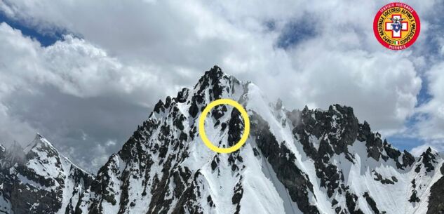 La Guida - Alpinisti soccorsi sul Monviso a 3.000 metri (video)