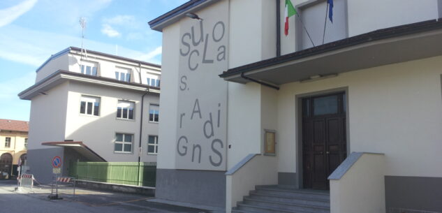 La Guida - Borgo, distacco di intonaco alla palestra della scuola media