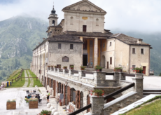 La Guida - Il santuario di San Magno, elegante e sobrio al crocevia di antiche strade