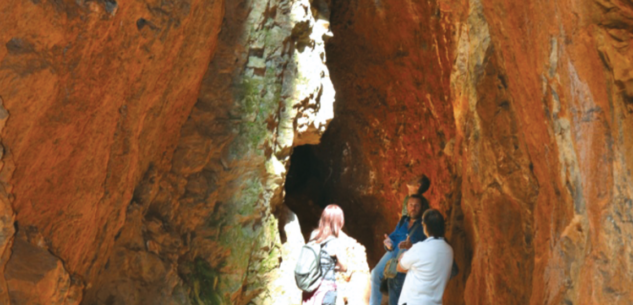 La Guida - Le cave di alabastro rosa sulla collina dell’Eremo