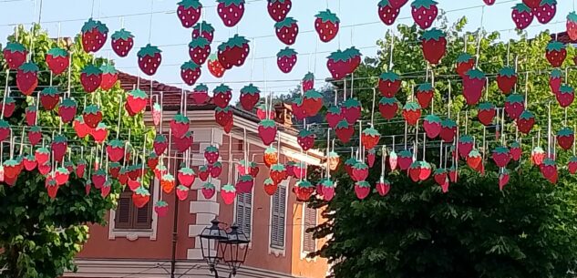 La Guida - A Peveragno il concorso di bellezza Miss Fragola