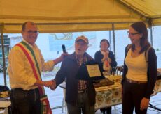 La Guida - Premio a Mario Vallauri custode della tradizione del coltello “Vernantin”