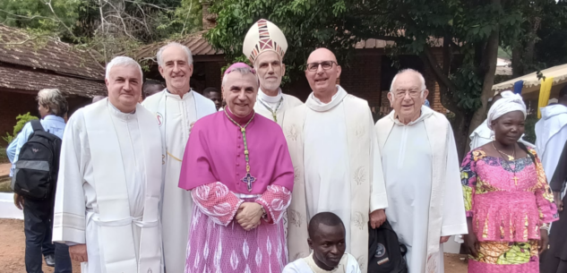 La Guida - Padre Aurelio Gazzera è stato ordinato vescovo nella Repubblica Centrafricana (video e foto)