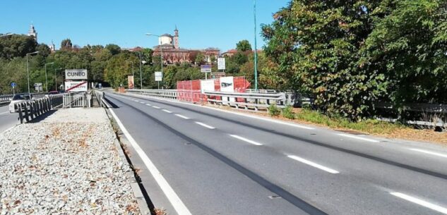 La Guida - Da giovedì 13 giugno restringimento a una carreggiata del ponte sul Gesso all’ingresso di Cuneo