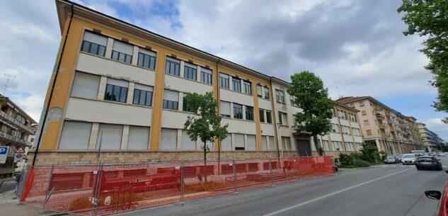 La Guida - Partiti i lavori alla scuola primaria “Luigi Einaudi” di Cuneo