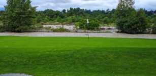 Il torrente Gesso si “mangia” una porzione del terreno del golf club Boves La Guida - Il torrente Gesso si “mangia” una porzione del terreno del golf club Boves