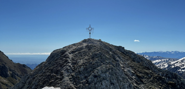 La Guida - Caraglio, sabato 6 luglio la camminata alla croce di Filippo a Castelmagno