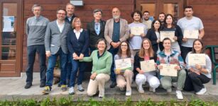 Crissolo, assegnato il “Premio Architetto Renato Maurino” agli studenti di architettura di Torino La Guida - Crissolo, assegnato il “Premio Architetto Renato Maurino” agli studenti di architettura di Torino