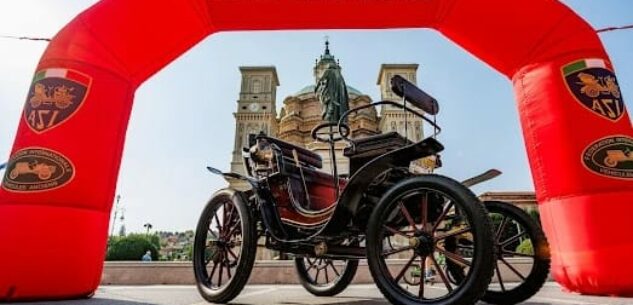 La Guida - Mondovì e Motori, una kermesse dedicata alle auto d’epoca