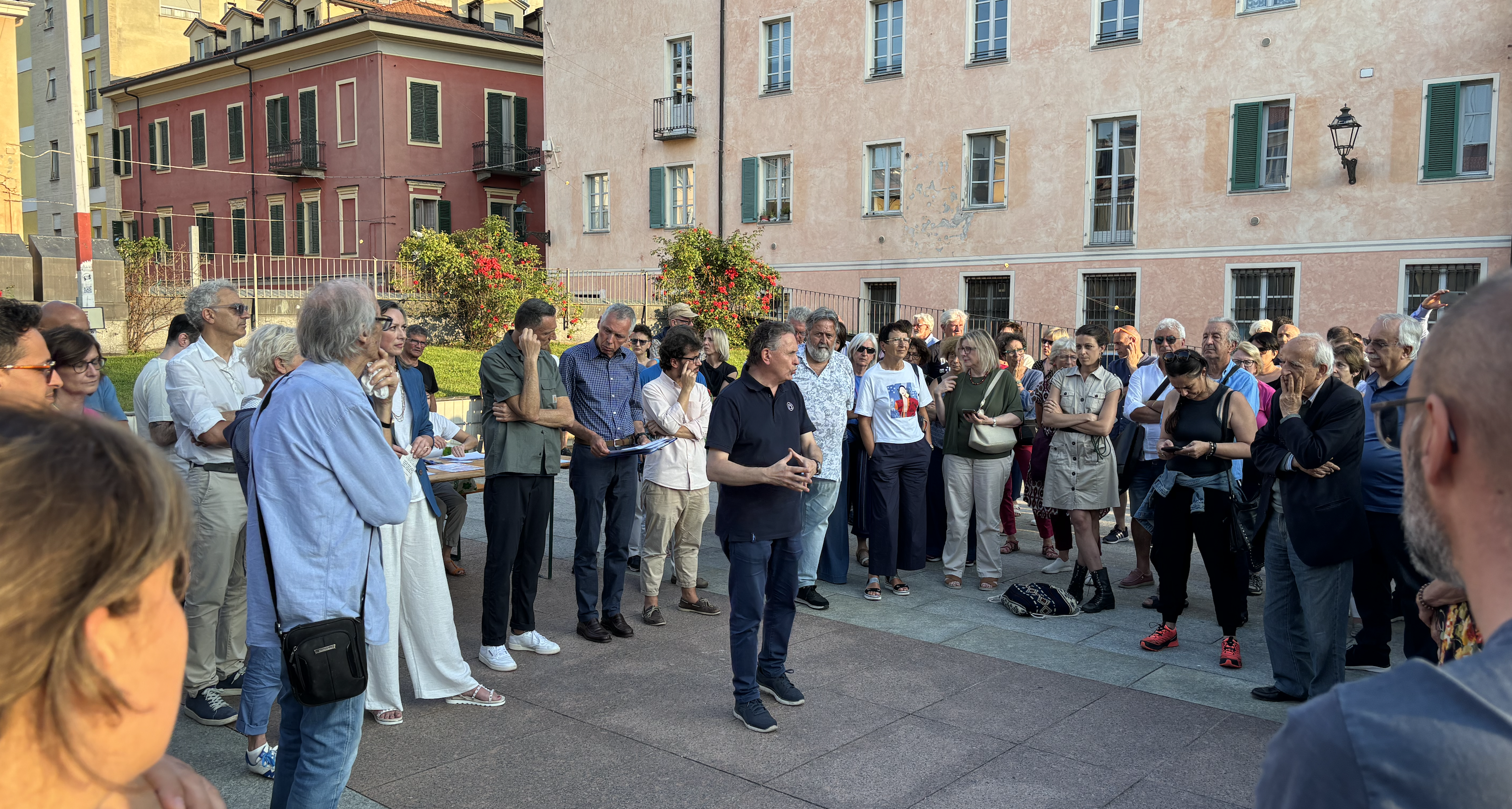 Piazza Boves chiede sicurezza e legalità