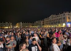 La Guida - Una piazza gremita per l’inaugurazione di Cuneo Illuminata