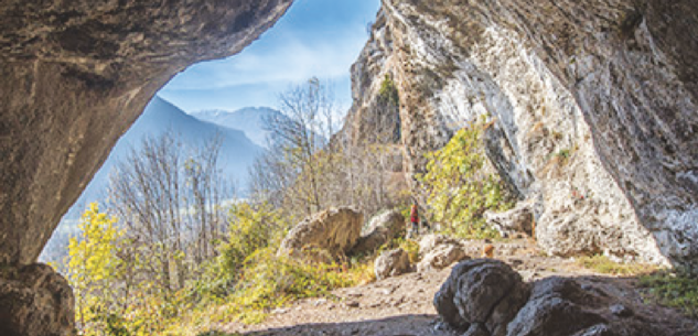 La Guida - Alla scoperta dei ripari del neolitico nascosti nelle Grotte di Aisone