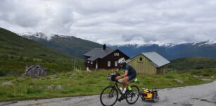 La Guida - In bici sui monti scandinavi: Giovanni Panzera sta per attraversale la catena del Dovrefjellet