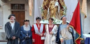 La Guida - Compagnia di Sant’Omobono di Boves alla processione della Madonna del Carmine