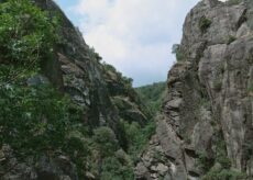 La Guida - Fanno canyoning giù per i torrenti, ma si fratturano le caviglie: elisoccorsi a Ormea e Caprie