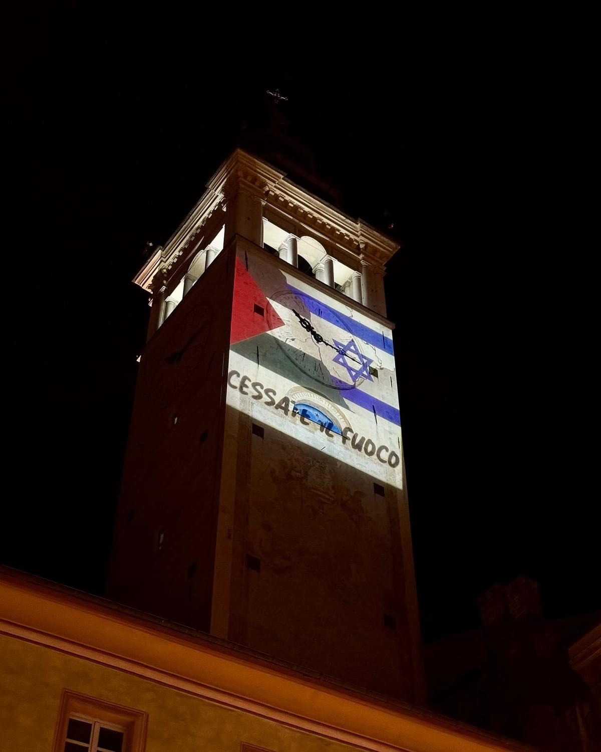 Sulla Torre civica di Cuneo saranno proiettate le bandiere di Israele e Palestina, vuole essere un invito alla pace