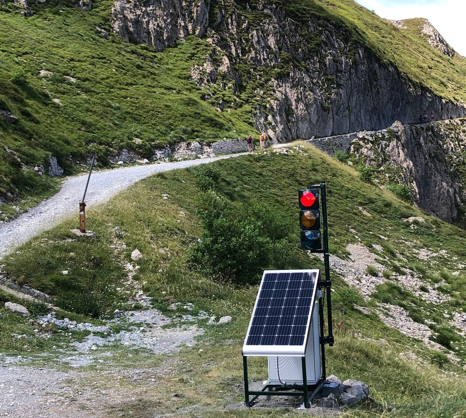Più sicurezza sull’Alta Via del Sale con due semafori
