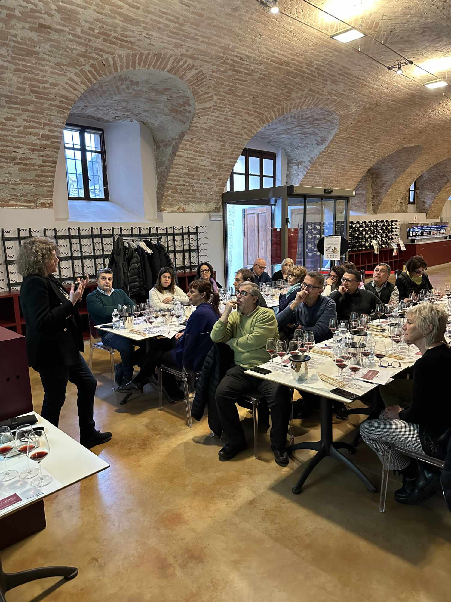 Come si assaggia un Barolo? Al Castello di Barolo un laboratorio per rispondere