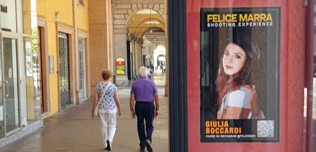 La Guida - A Cuneo c’è una vetrina in cui sono esposti 250 ritratti fotografici di persone della provincia Granda