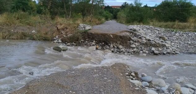 La Guida - Chiusa la pedancola ciclopedonale di Cuneo sul torrente Gesso