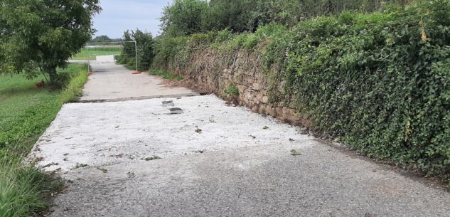 La Guida - Boves, riaperta la strada verso l’area ecologica dopo il ripristino