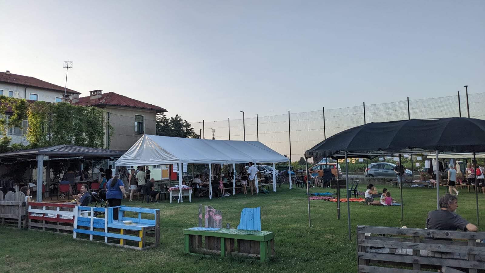 Laboratori, film, pranzo dei vicini a San Rocco Castagnaretta