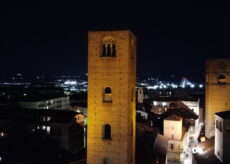 La Guida - Il 10 settembre le torri di Alba si illuminano di giallo