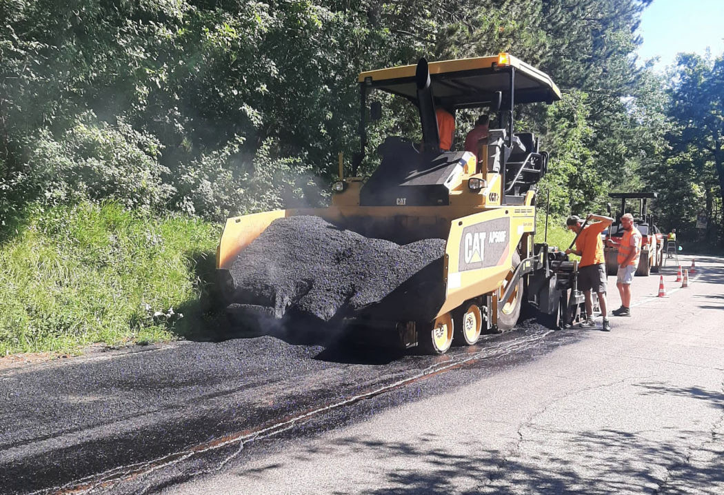 Paesana - bitumatura in frazione Calcinere