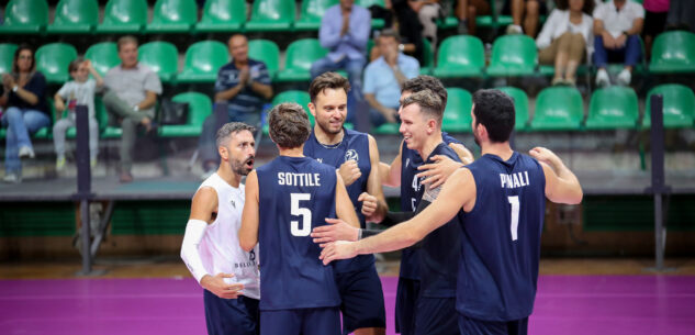 La Guida - Cuneo Volley, sabato test match al palazzetto: i biancoblù affrontano Chênois