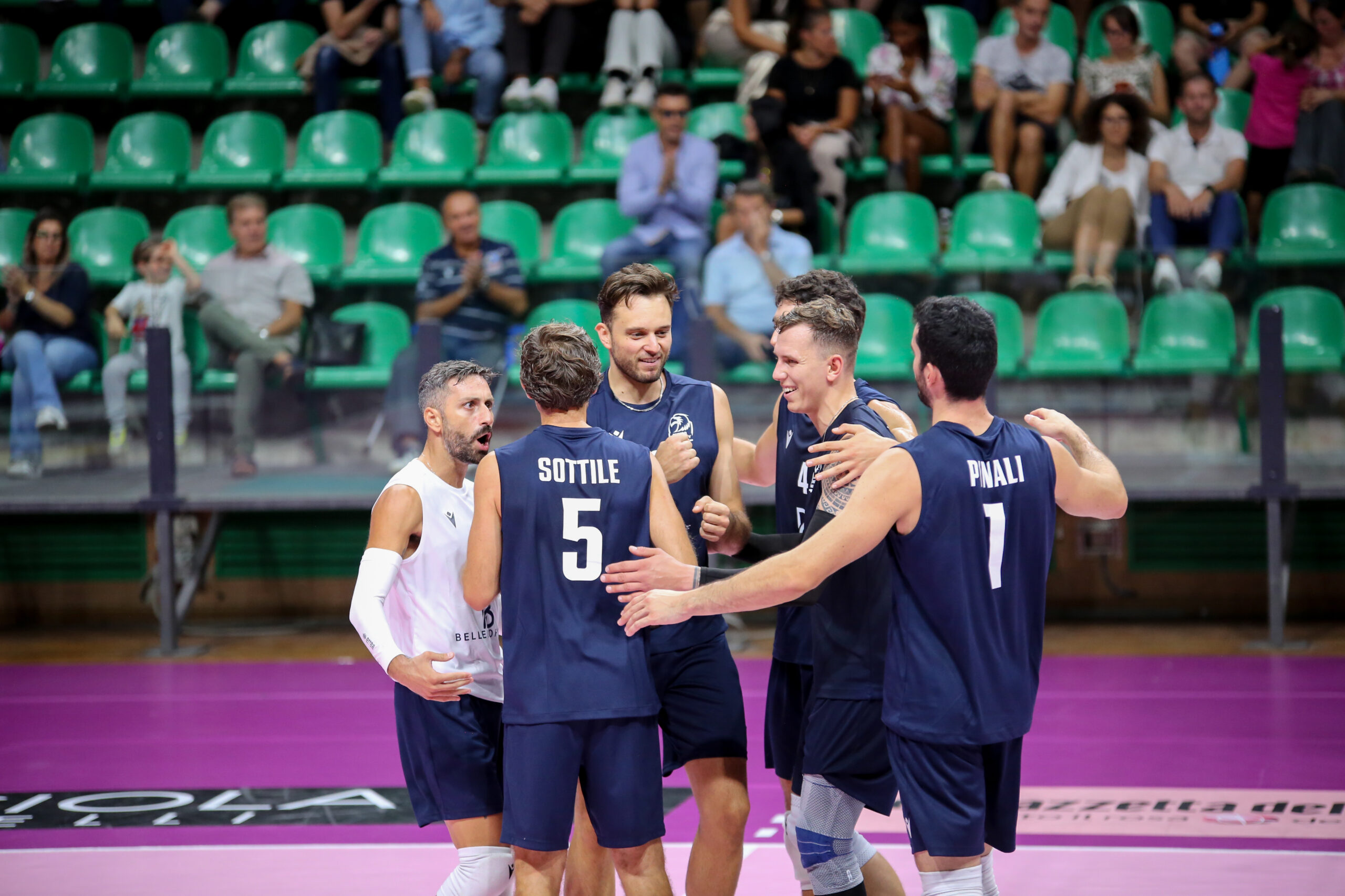 Cuneo Volley, sabato test match al palazzetto: i biancoblù affrontano Chênois