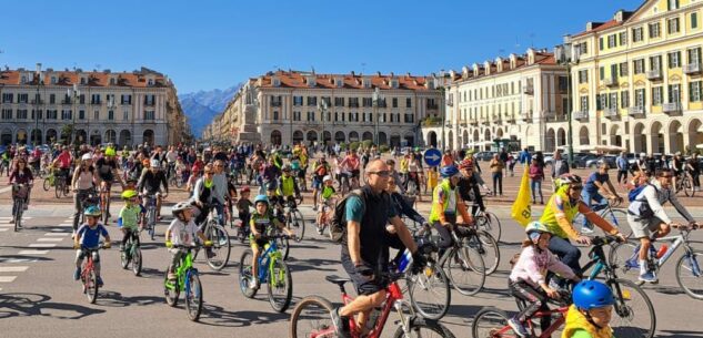 La Guida - Pedalata all’alba, tandem con i non vedenti, bimbimbici e tanti appuntamenti per il Cuneo Bike Festival