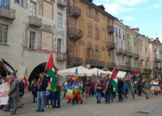 La Guida - A Cuneo la manifestazione per lo stop alla spesa per armi nucleari