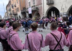 La Guida - La parata dell’Oktoberfest Cuneo in centro città, musica e festa in stile bavarese