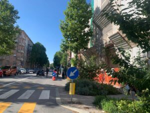 Corso Galileo Ferraris davanti al cantiere della scuola