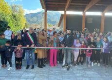 La Guida - Tanti bambini all’inaugurazione del parco giochi a Peveragno