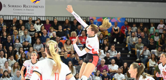 La Guida - Pallavolo femminile: Cuneo perde 3-0 contro Scandicci nel debutto di stagione