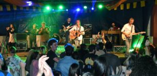 La Guida - Concerto solidale, a Saluzzo il ritorno degli Acustica sul palco