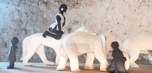 La Guida - “La carovana degli animali“ di Charline Montagné in mostra a Palazzo Santa Croce