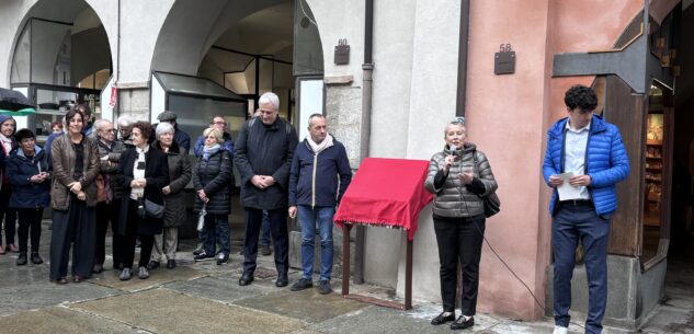 La Guida - Inaugurato il leggio intitolato all’architetto Roberto Albanese (video)