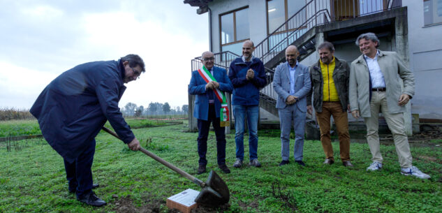 La Guida - Posata la prima pietra del caseificio didattico Agenform