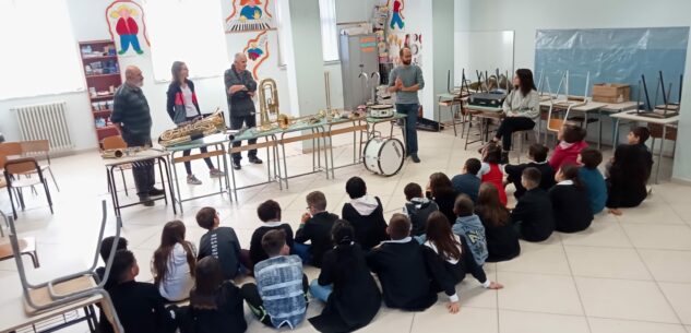 La Guida - Scuola di Musica con la banda Vallauri