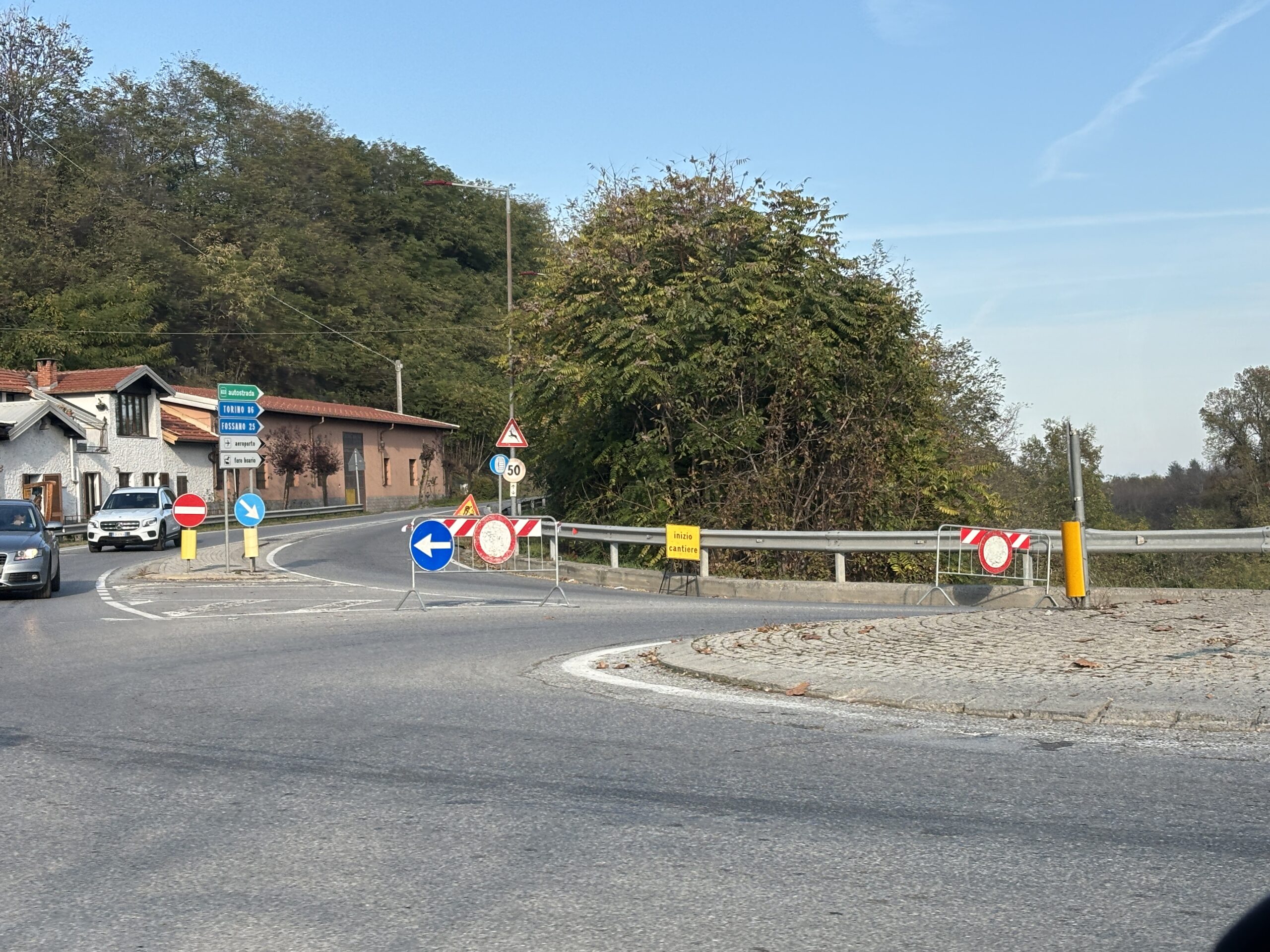 Via Circonvallazione Nord, rallentamenti per la chiusura di un tratto