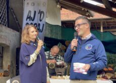 La Guida - Caraglio, presentata la Fiera dell’Aglio e la Sagra della Bagna Càuda (video)